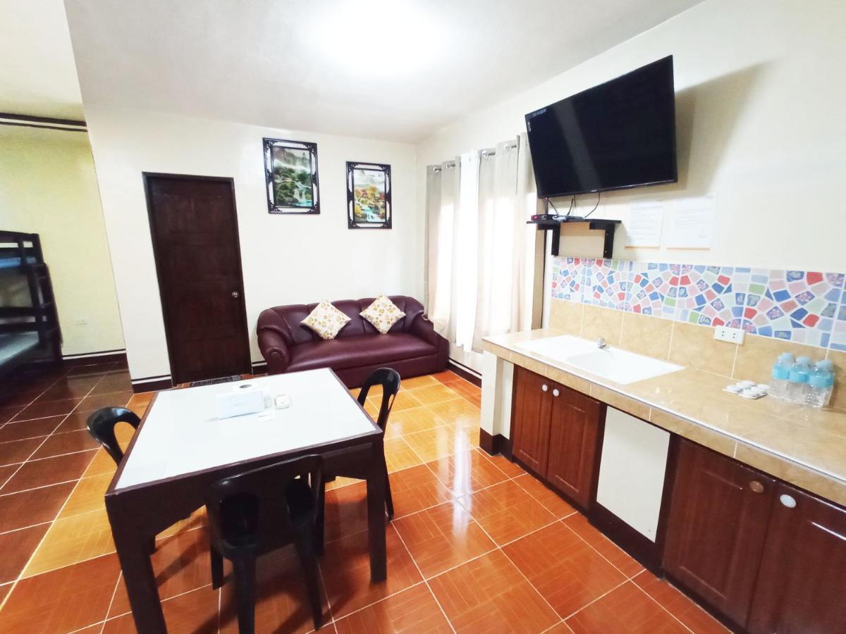 B&J Guesthouse And Tours Tagbilaran Dış mekan fotoğraf