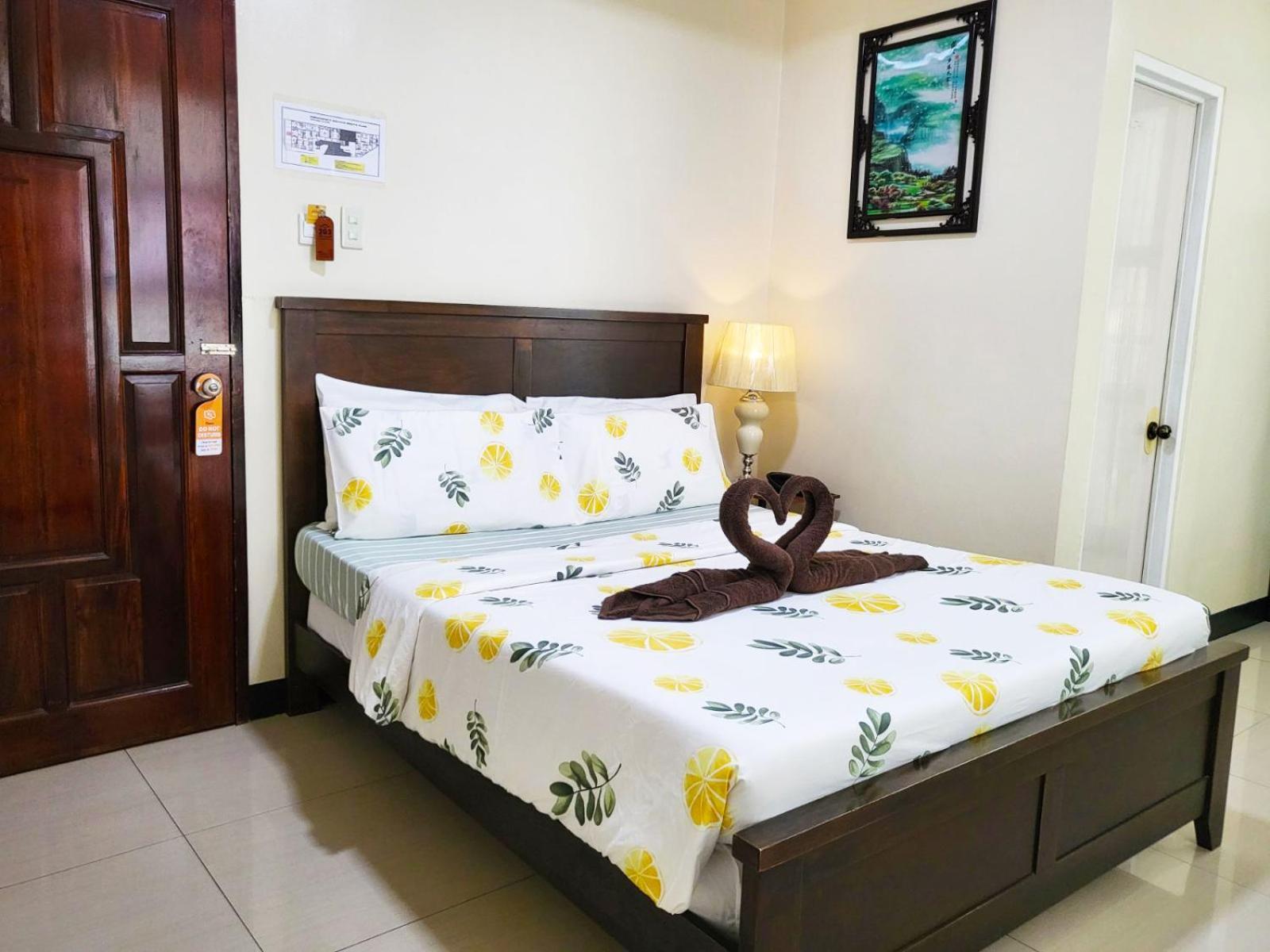 B&J Guesthouse And Tours Tagbilaran Dış mekan fotoğraf