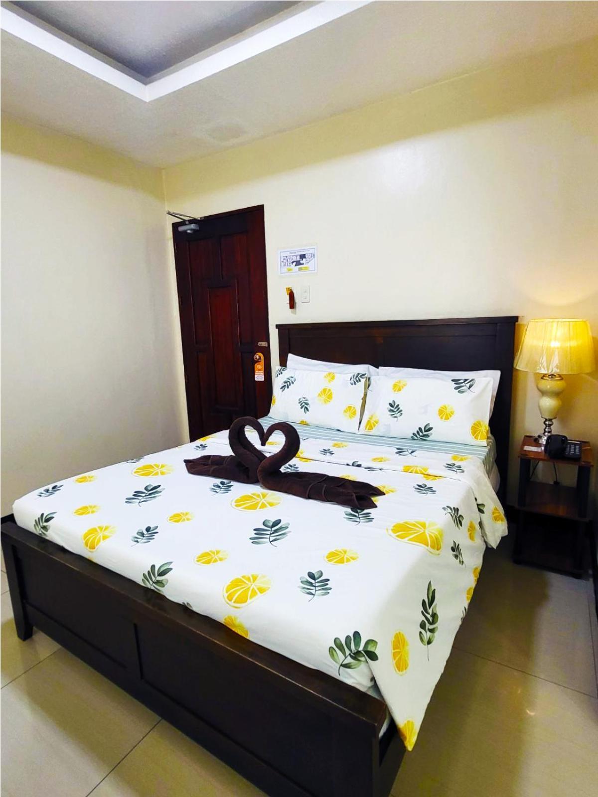 B&J Guesthouse And Tours Tagbilaran Dış mekan fotoğraf