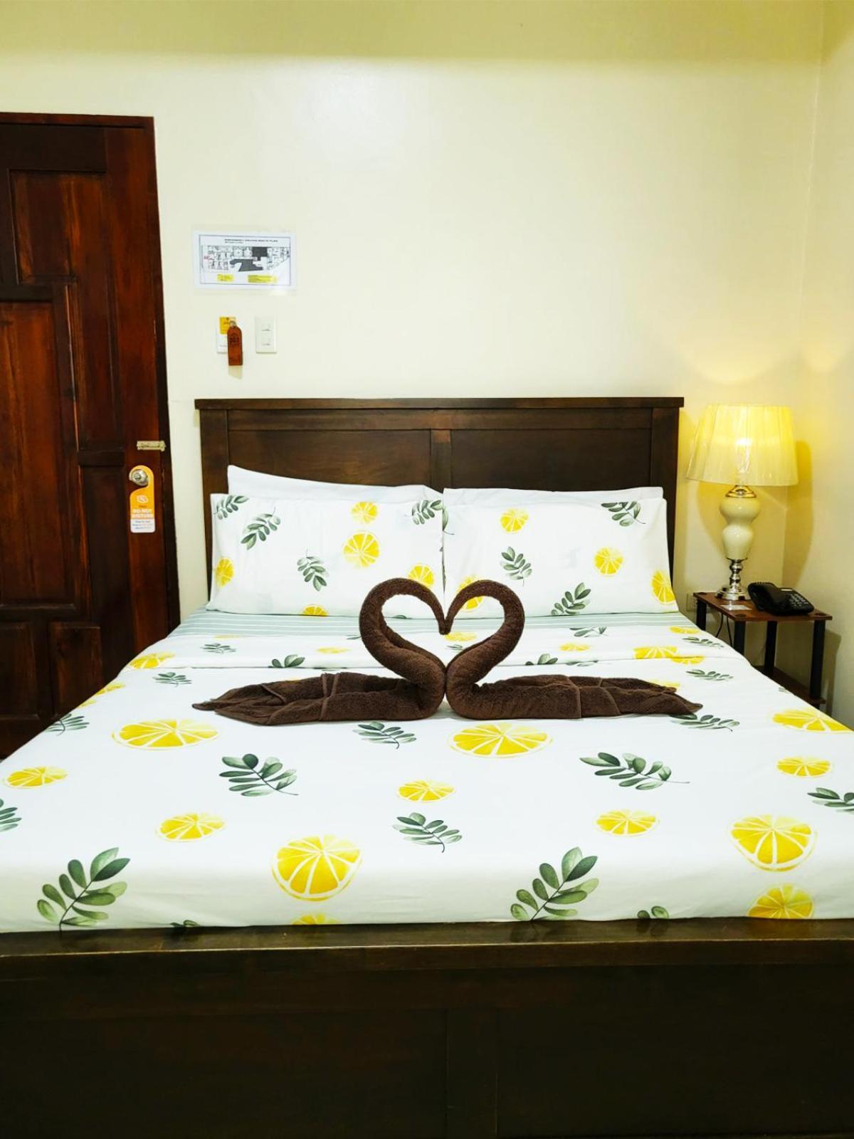 B&J Guesthouse And Tours Tagbilaran Dış mekan fotoğraf